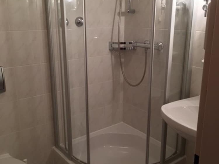 Fotos del hotel Benn:  18