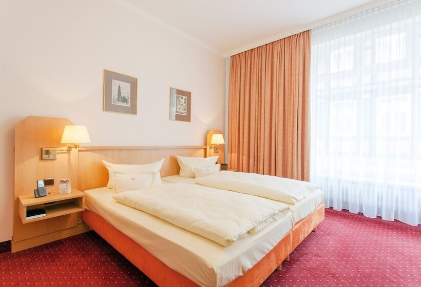 Fotos del hotel Benn:  5