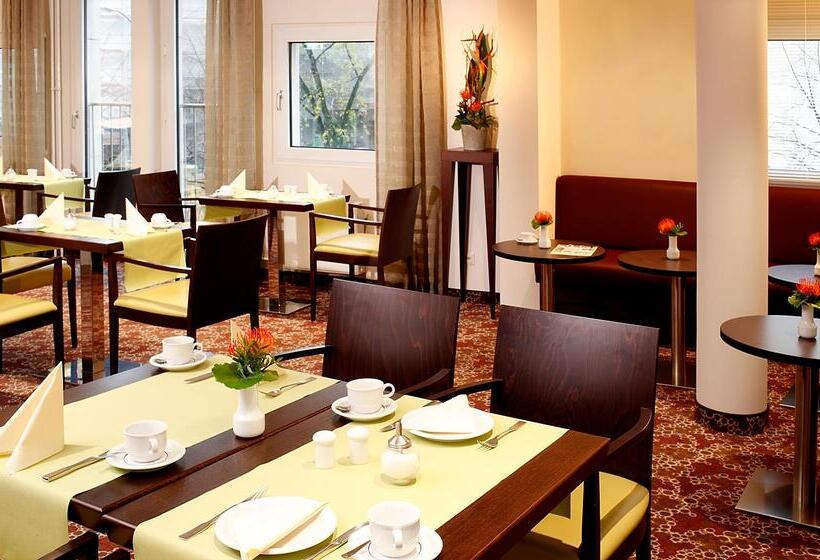 Fotos del hotel Berlin Mark:  6