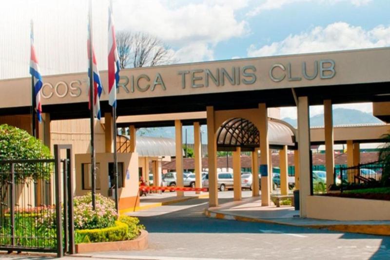 هتل Costa Rica Tennis Club &