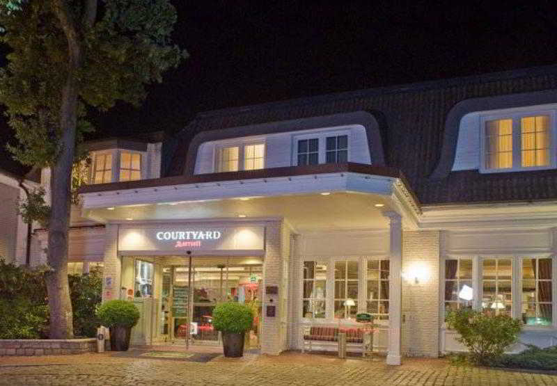 هتل Courtyard By Marriott Hamburg Airport