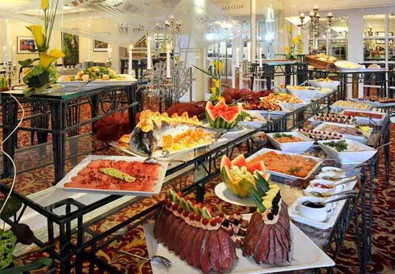 هتل Courtyard By Marriott Hamburg Airport