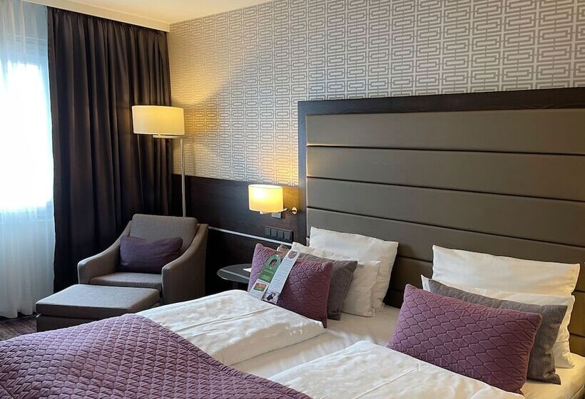 Fotos del hotel Crowne Plaza Berlin City Centre, An Ihg:  3