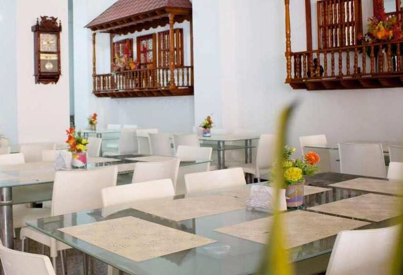 هتل Dorado Plaza Centro Historico