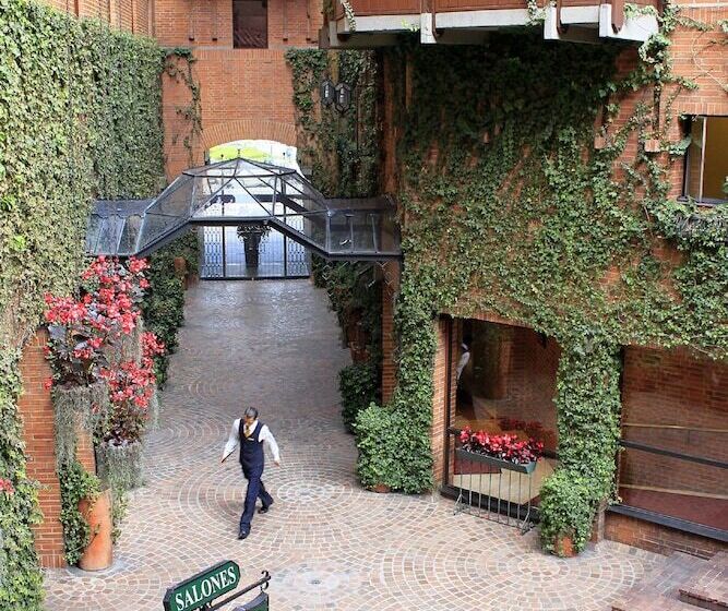 هتل Estelar La Fontana