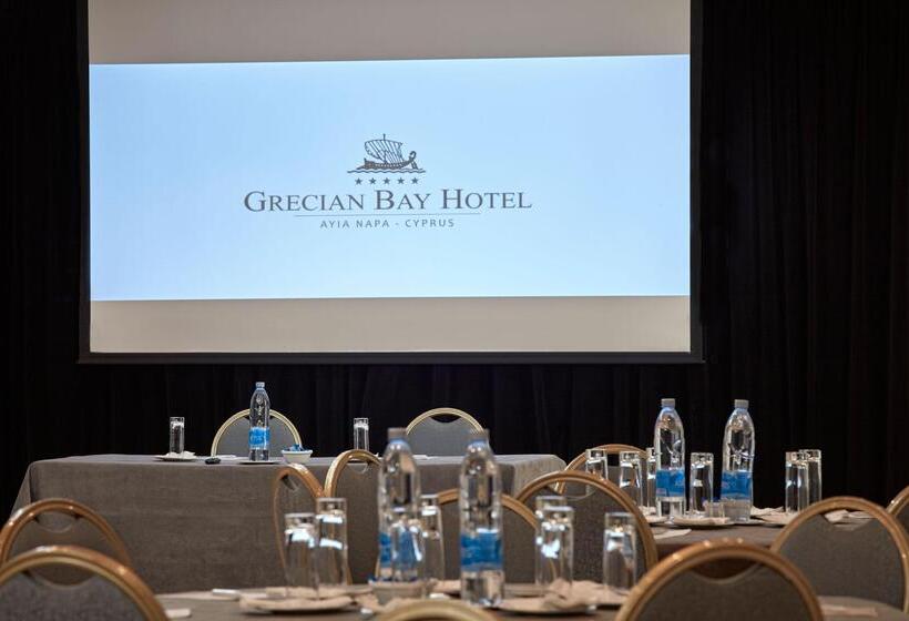 هتل Grecian Bay