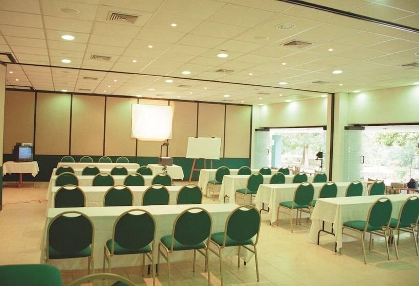 هتل Guadaira Resort