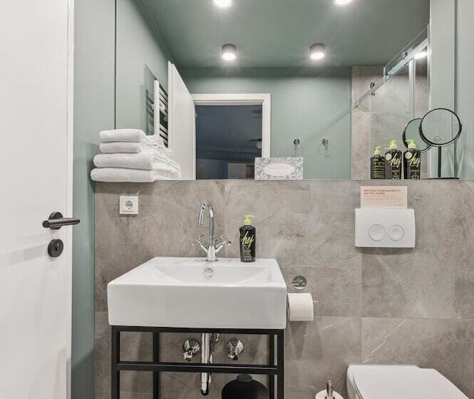 Fotos del hotel Rewari  Berlin:  18