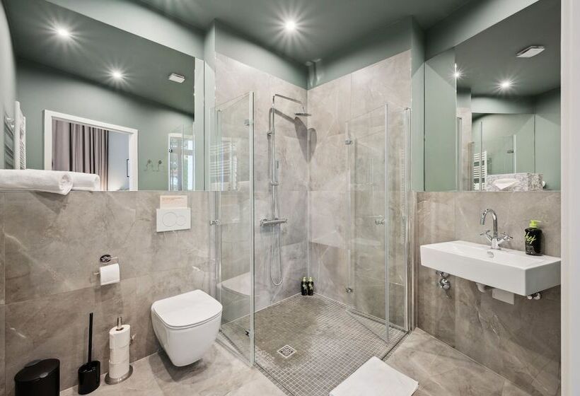 Fotos del hotel Rewari  Berlin:  6