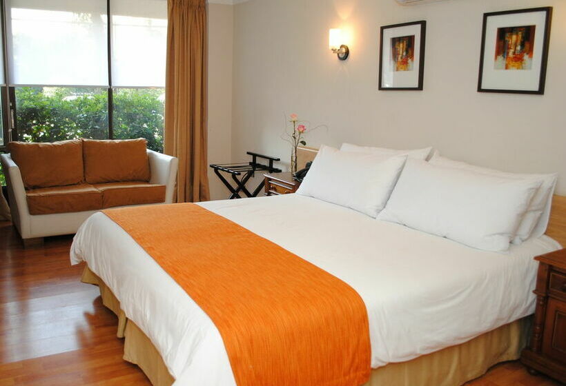 Hotel Manquehue Las Condes