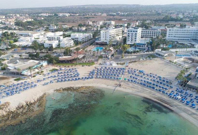 Hotel Pavlo Napa Beach