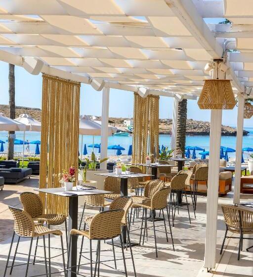 Отель Pavlo Napa Beach
