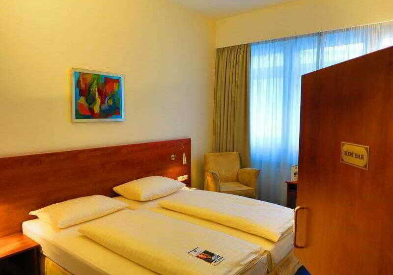 Fotos del hotel Hotel President:  3