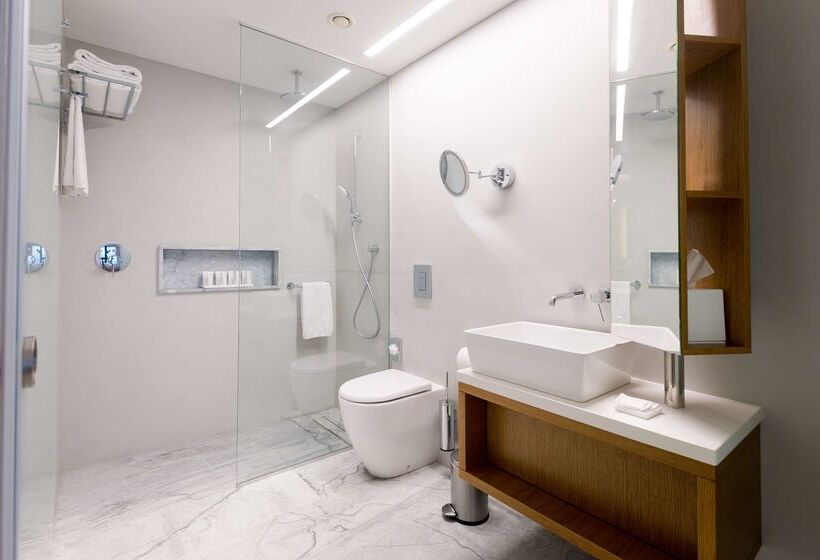 هتل Radisson Beach Resort Larnaca