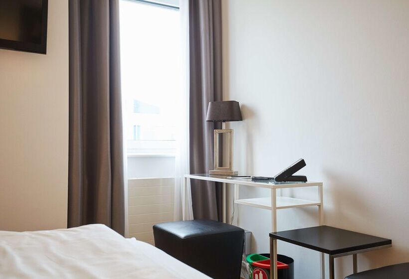 Fotos del hotel Scandic Berlin Kurfürstendamm:  37