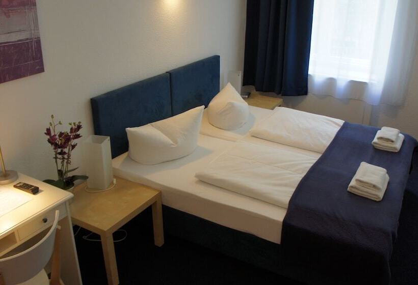 Fotos del hotel Seifert Berlin Am Kurfürstendamm:  17