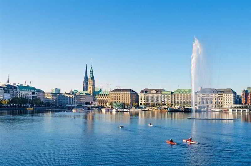 هتل Senator Hamburg