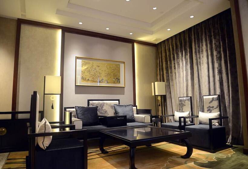 هتل Shantou International