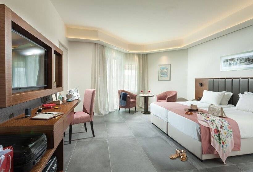 Fotos del hotel St Raphael Resort:  15