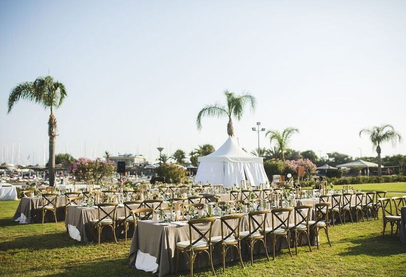 Fotos del hotel St Raphael Resort:  21