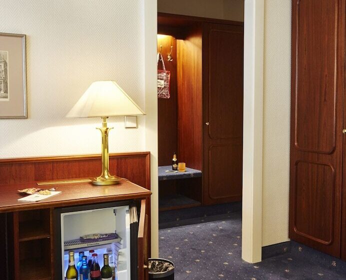 Fotos del hotel Villa Kastania:  8