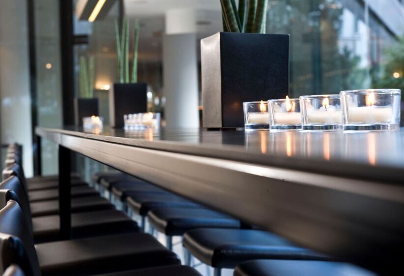 Fotos del hotel Wyndham Berlin Excelsior:  32