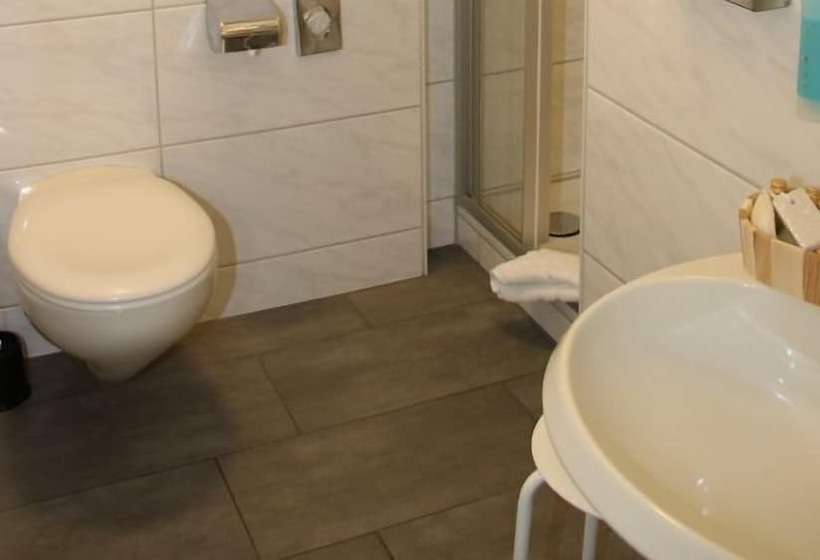 هتل Am Marschiertor