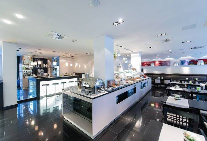 هتل Aquis Grana City