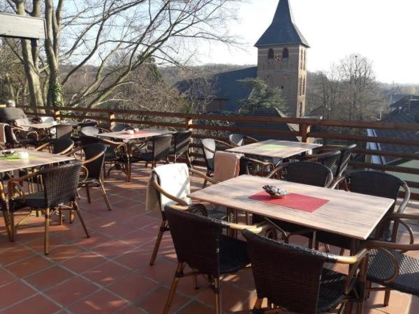 Отель Burg Wassenberg