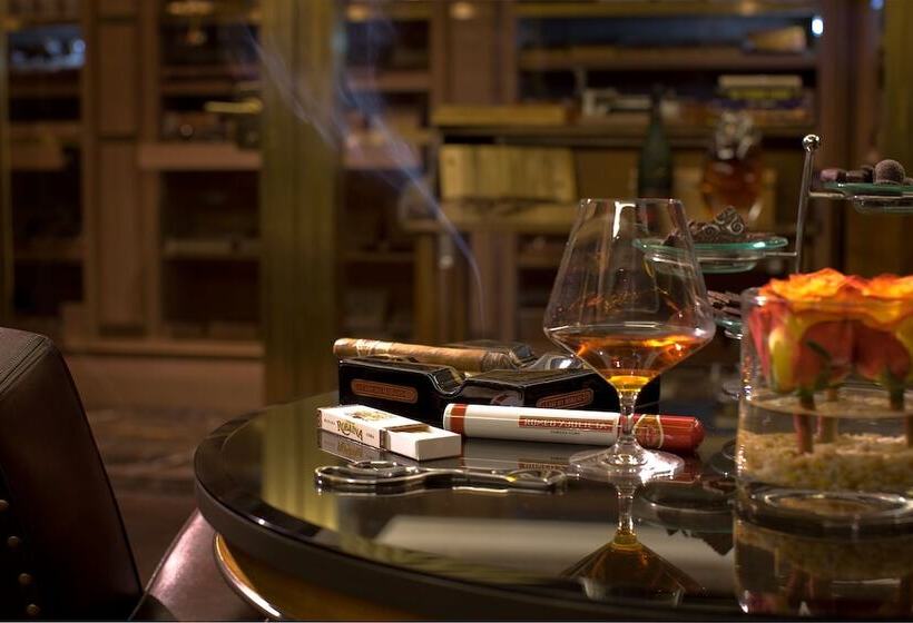 Breidenbacher Hof, Best Grandhotel 2024   Die 101 Besten