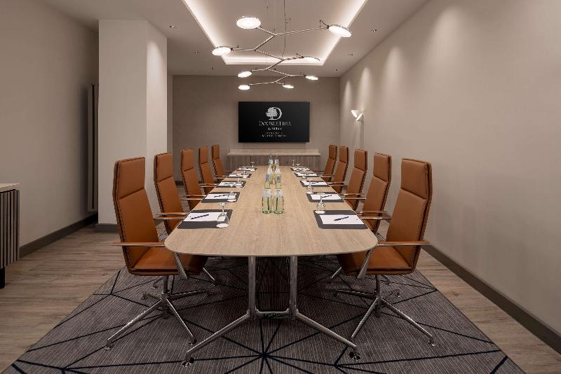 هتل Doubletree By Hilton Hannover Schweizerhof