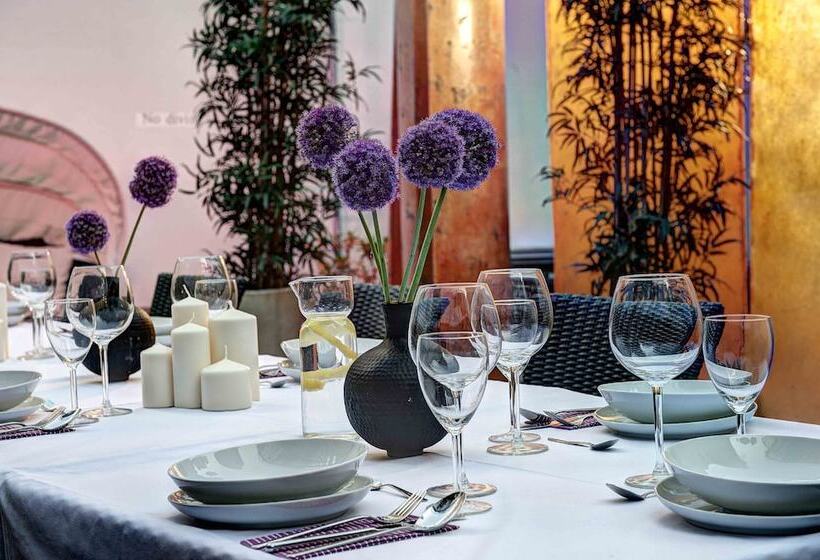 هتل Dusseldorf Mitte