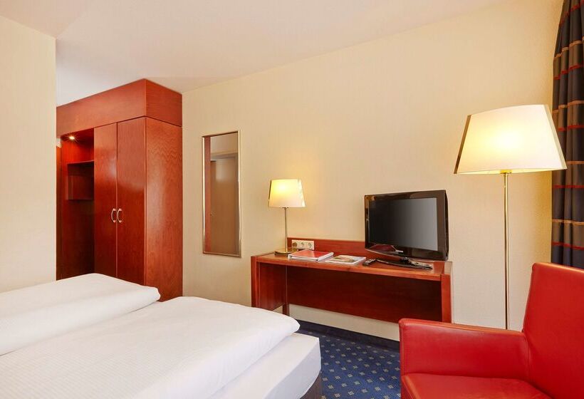 هتل Plaza Inn Goslar
