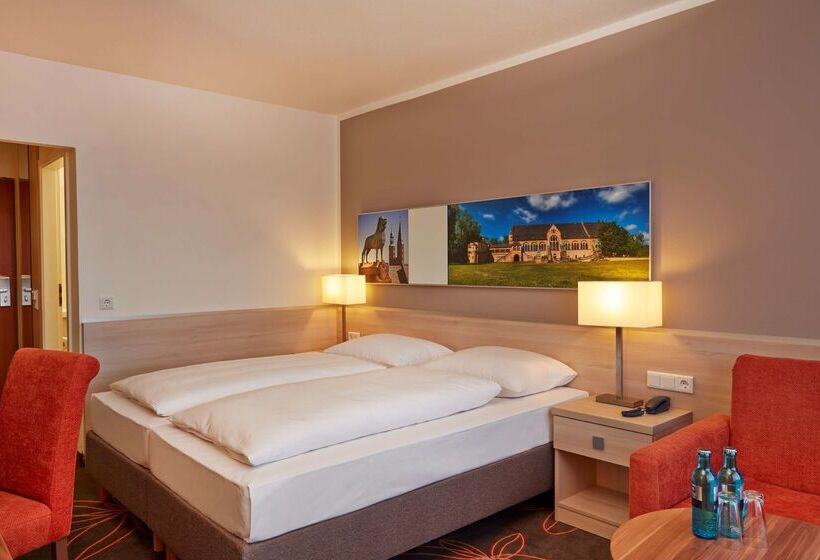 هتل Plaza Inn Goslar