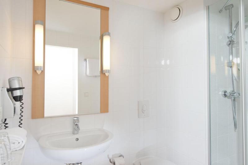 هتل Ibis Dortmund West