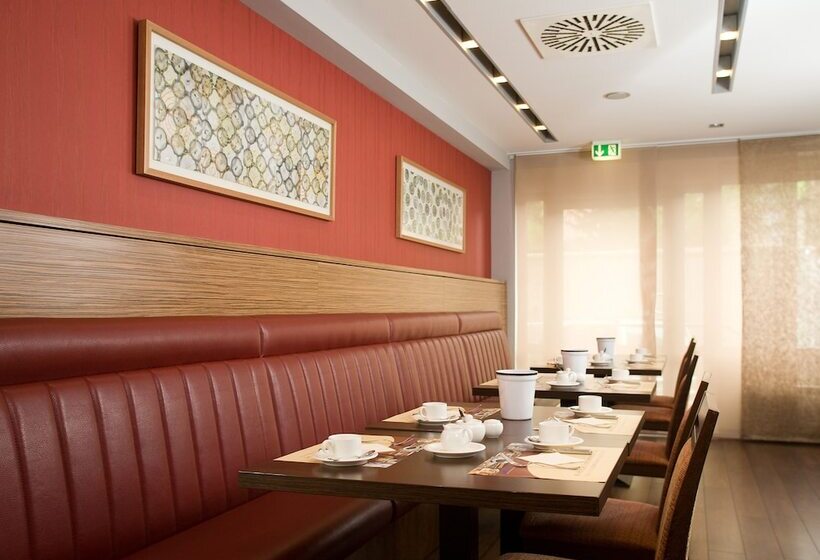 Mercure Hotel Koeln Belfortstrasse