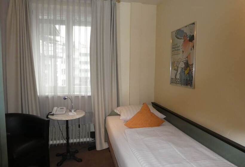 Fotos del hotel Monopol:  2