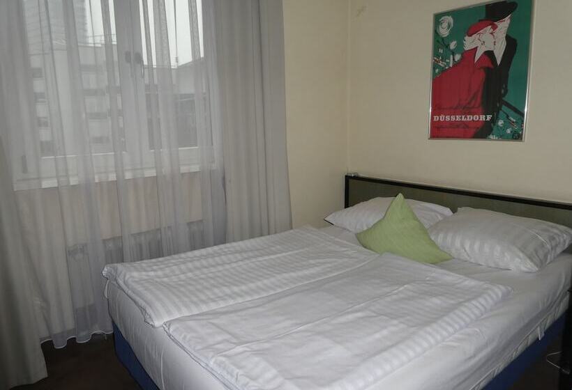 Fotos del hotel Monopol:  8