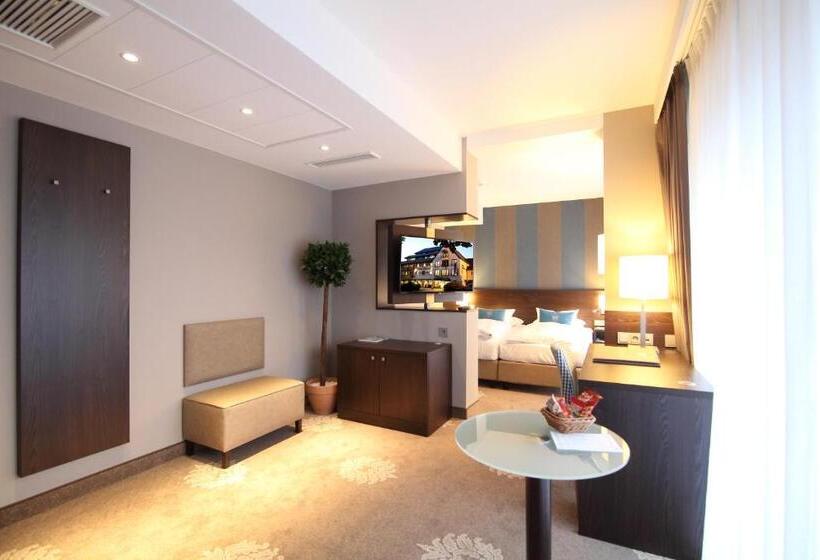 Fotos del hotel Parkhotel Wittekindshof:  18