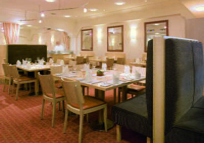 هتل Premier Inn Braunschweig City Centre