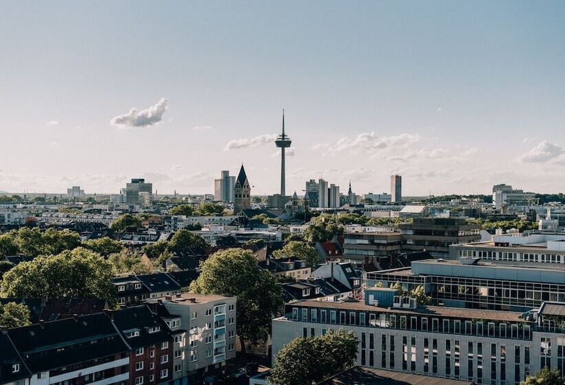 Wasserturm Hotel Cologne, Curio Collection By Hilton