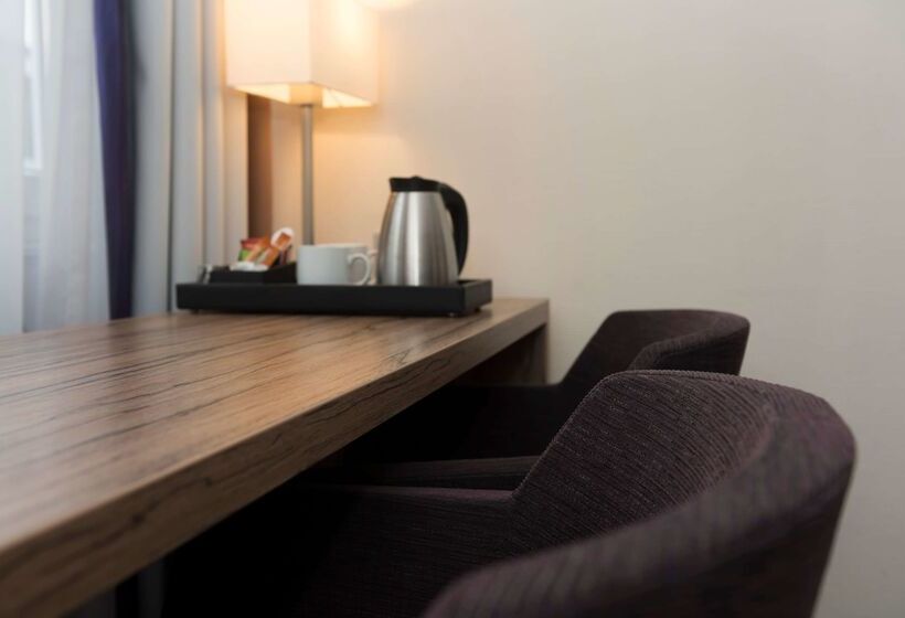 هتل Wyndham Köln