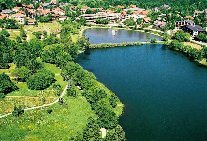 Hotelli Haus Vier Jahreszeiten in Hahnenklee am See