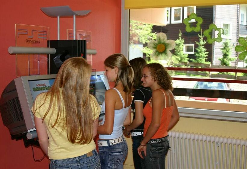 هتل Haus Vier Jahreszeiten in Hahnenklee am See
