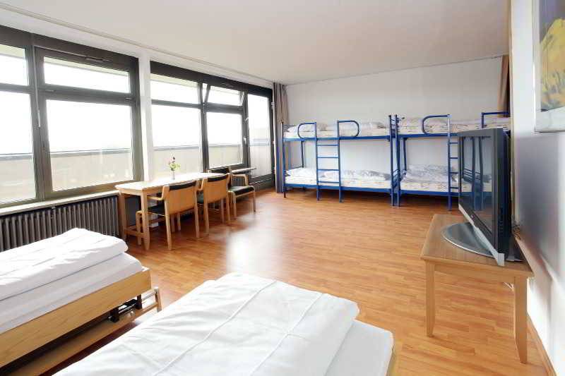 Hotel a&o Karlsruhe Hauptbahnhof