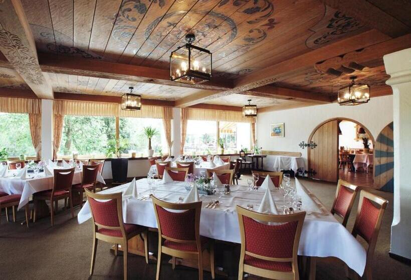 ホテル Bergschloßchen