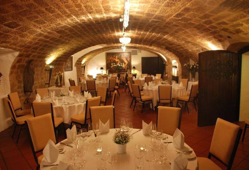 ホテル Deidesheimer Hof