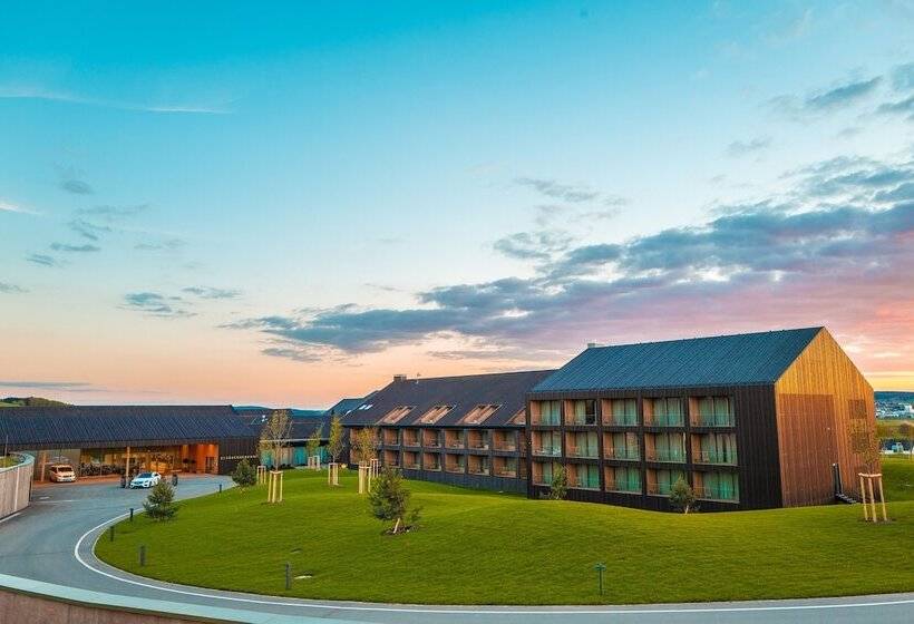 هتل Der öschberghof Golf Resort Des Jahres 2024