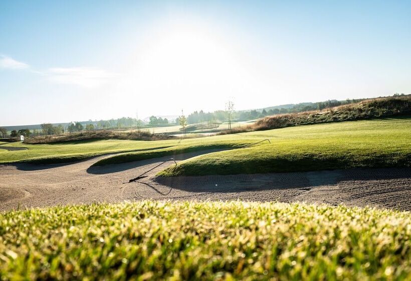هتل Der öschberghof Golf Resort Des Jahres 2024