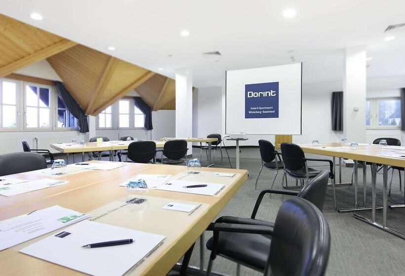 هتل Dorint Resort Winterberg